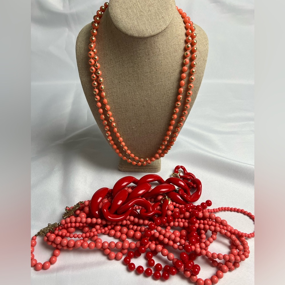 Four Fashion Necklaces - Picture 7 of 9